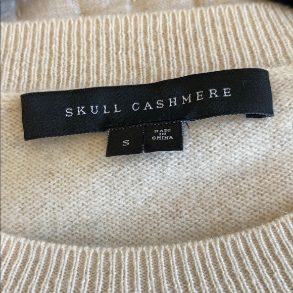 Skull Cashmere Cream Sweater - Picture 4 of 5